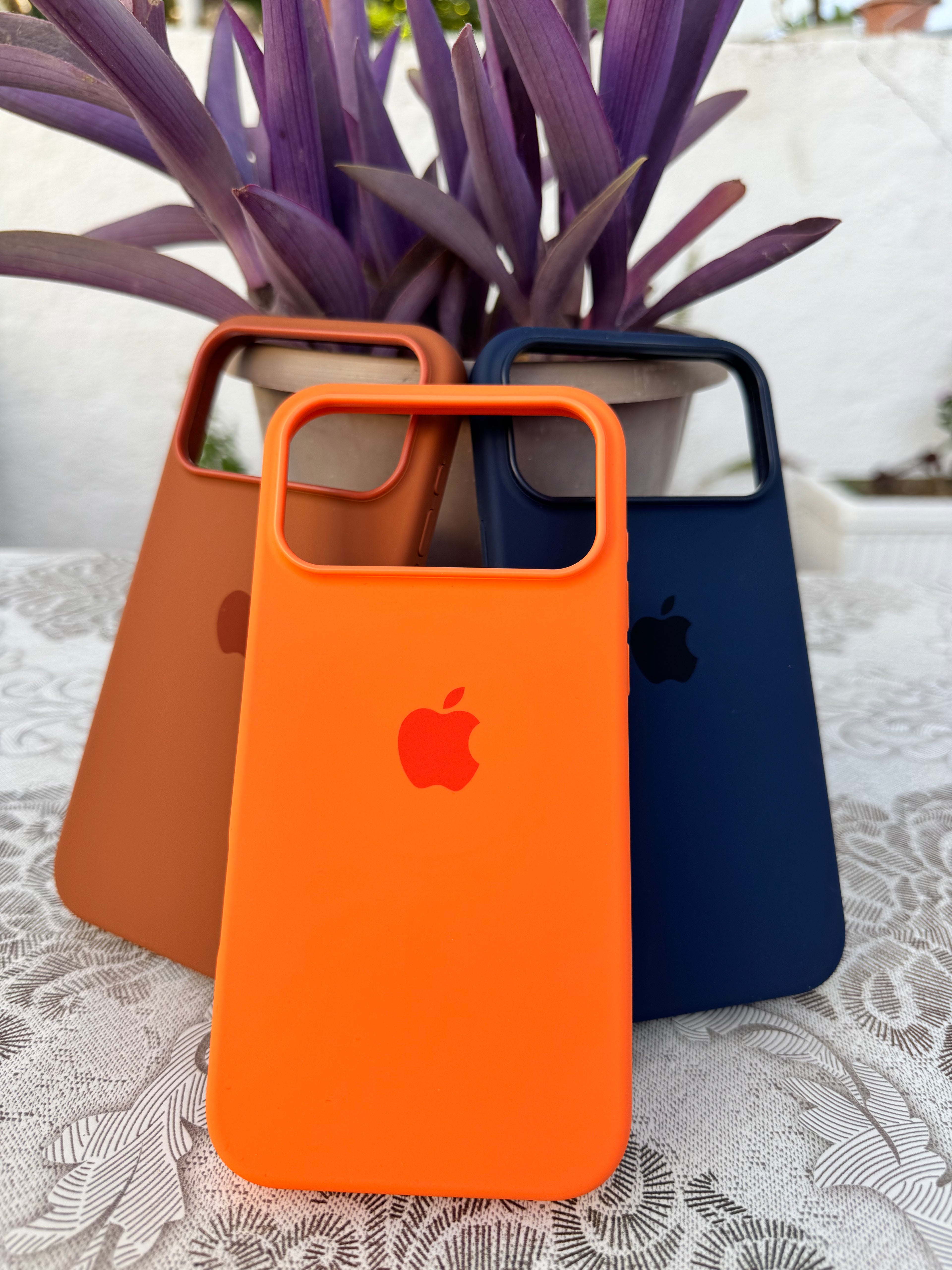 SILICON